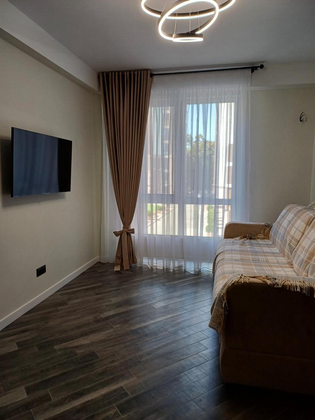 Аэропорт-Номера 24/24 . Apartment Chisinau Bagian luar foto
