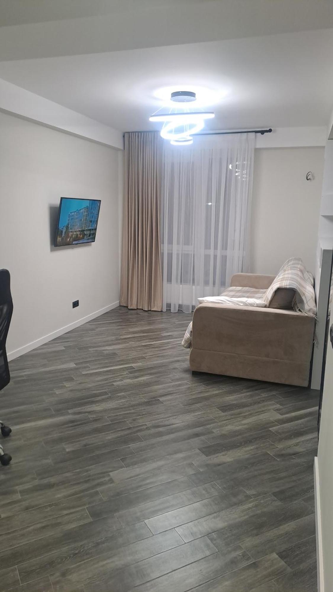 Аэропорт-Номера 24/24 . Apartment Chisinau Bagian luar foto