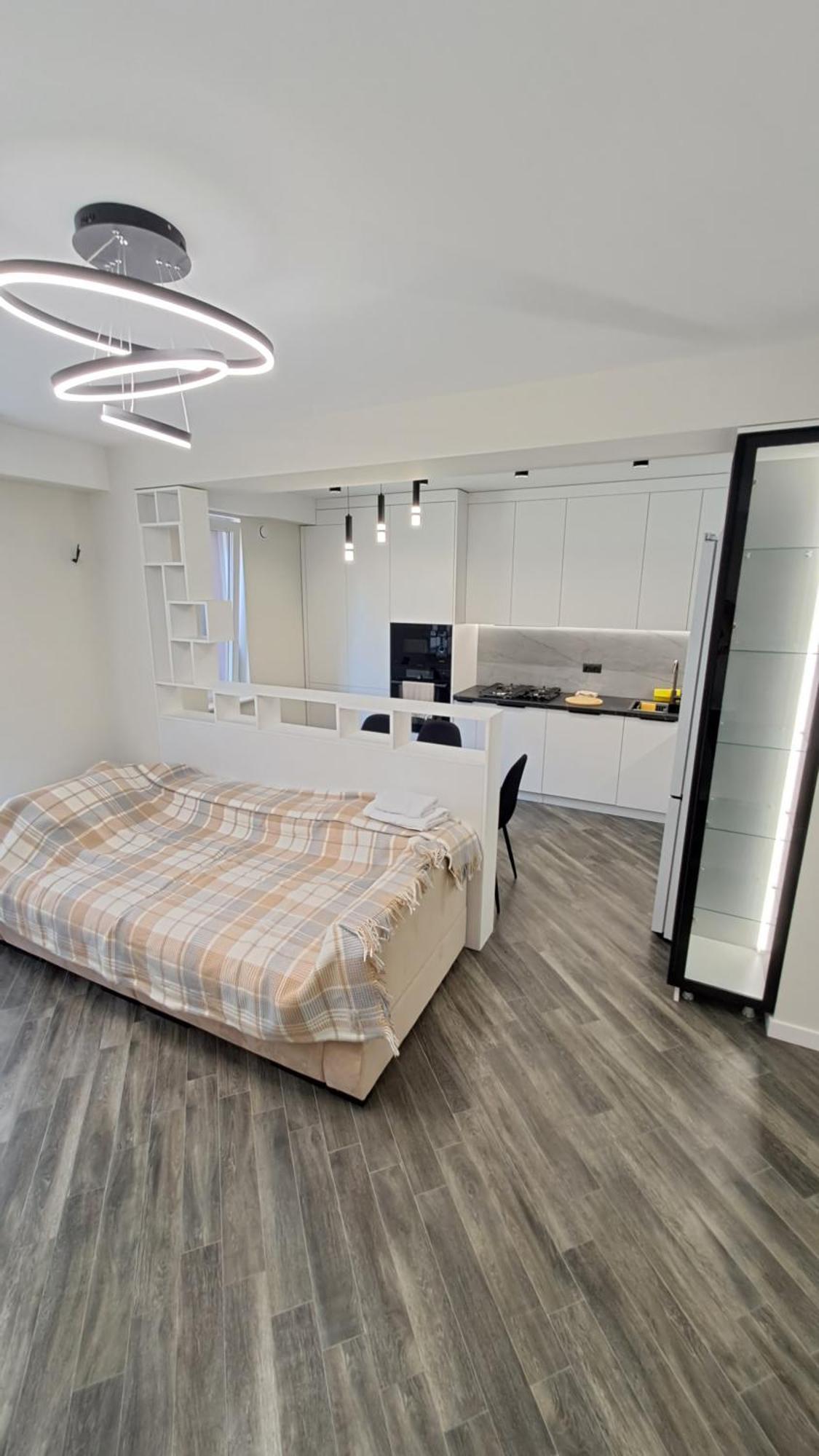 Аэропорт-Номера 24/24 . Apartment Chisinau Bagian luar foto