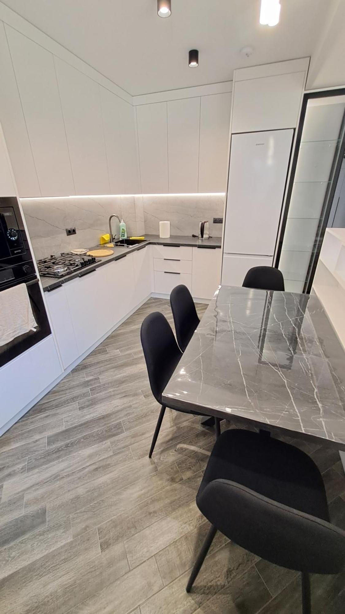Аэропорт-Номера 24/24 . Apartment Chisinau Bagian luar foto