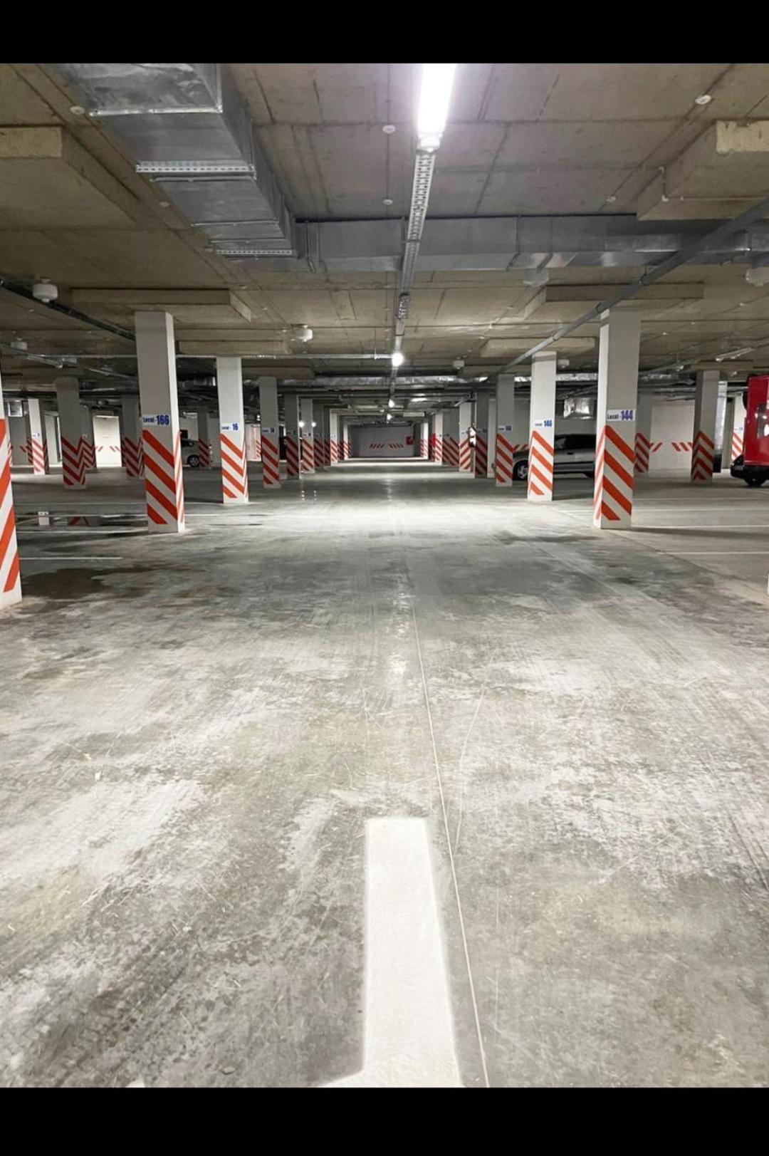 Аэропорт-Номера 24/24 . Apartment Chisinau Bagian luar foto