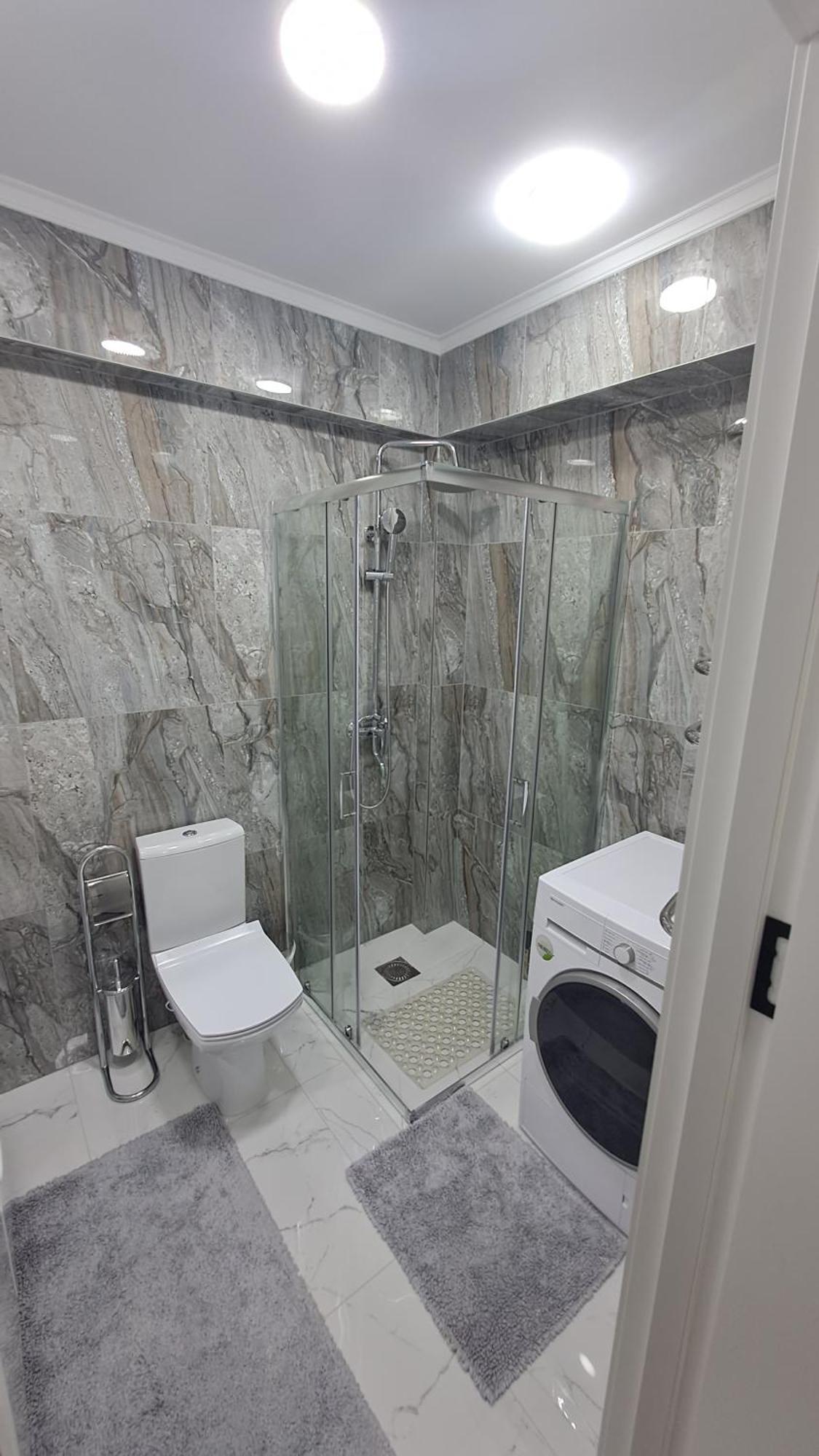 Аэропорт-Номера 24/24 . Apartment Chisinau Bagian luar foto