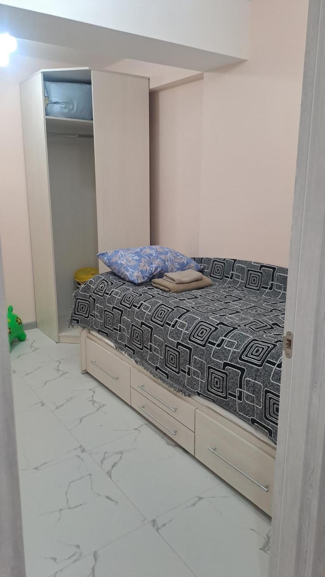Аэропорт-Номера 24/24 . Apartment Chisinau Ruang foto