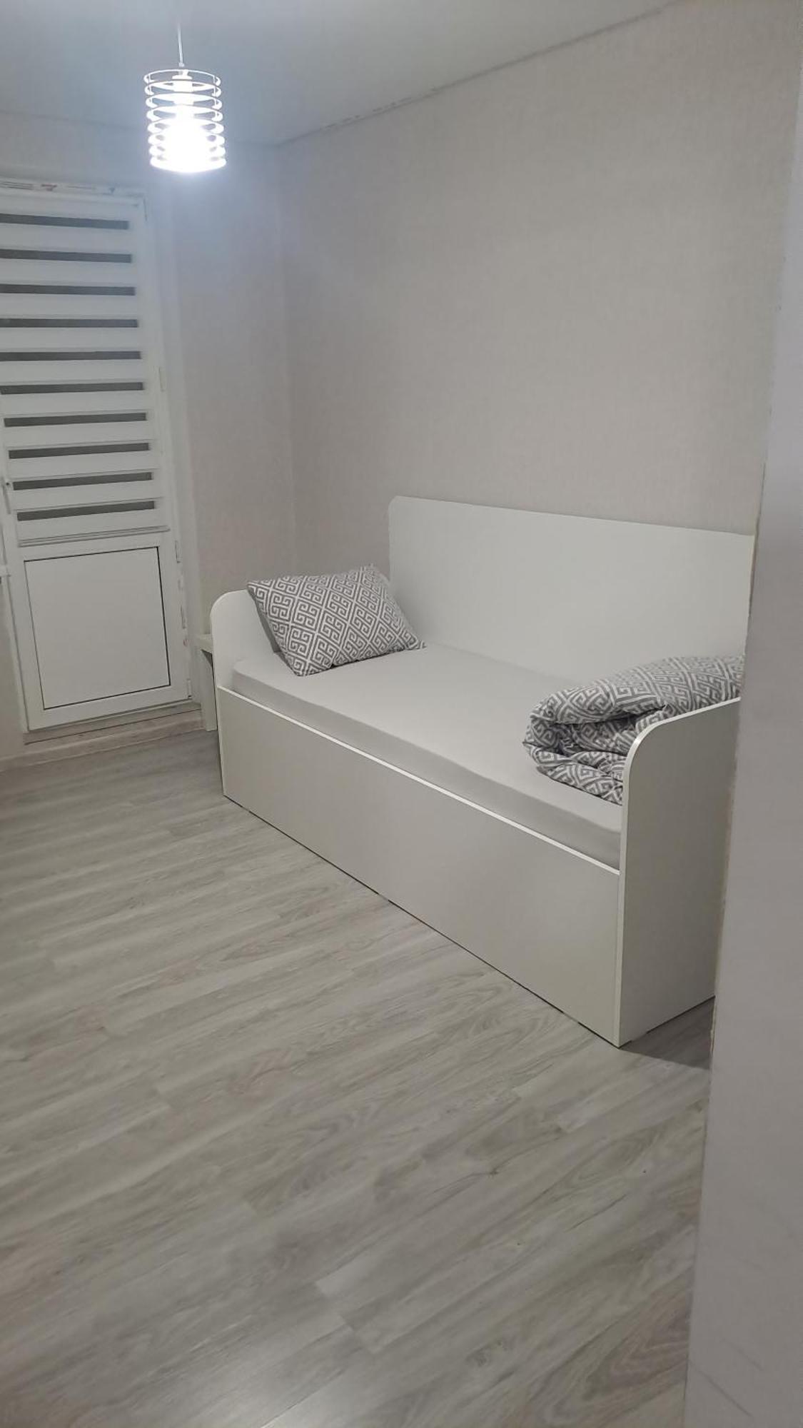 Аэропорт-Номера 24/24 . Apartment Chisinau Ruang foto
